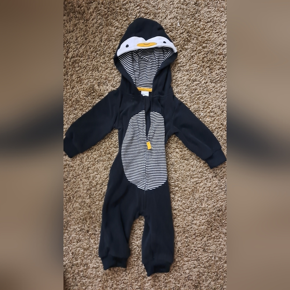 Carters penguin hooded pajamas, unisex 6 months